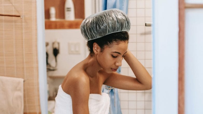 Benefícios de Usar Produtos Naturais para Descolorir os Pelos Durante a Menstruação