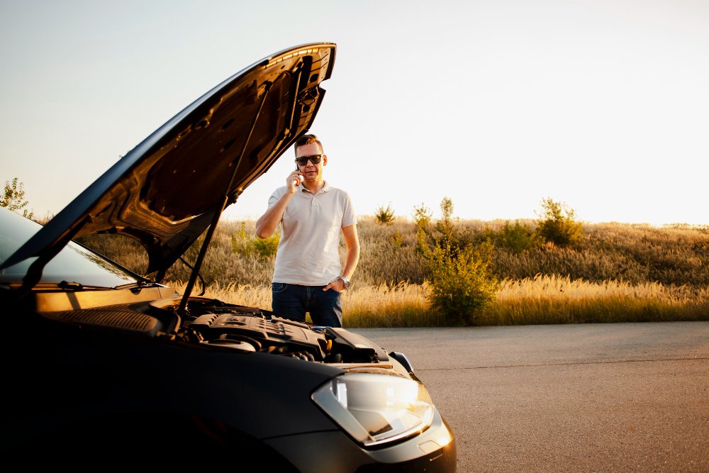 5 Dicas para encontrar o seguro de carro perfeito para suas necessidades 2 carro quebrado seguro