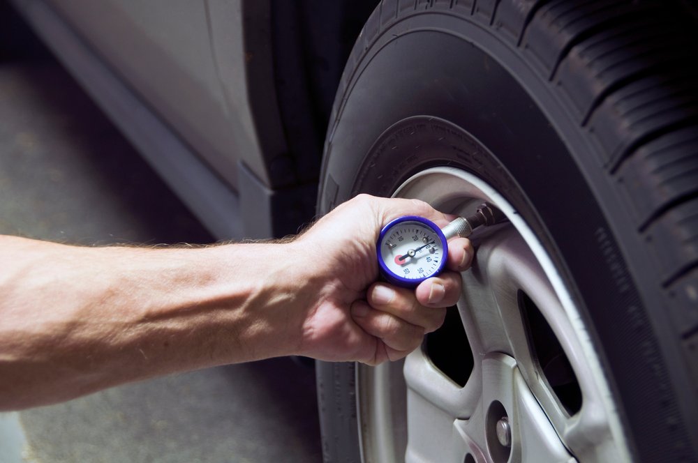 Como calibrar os pneus corretamente e economizar combustível 1 calibrar os pneus