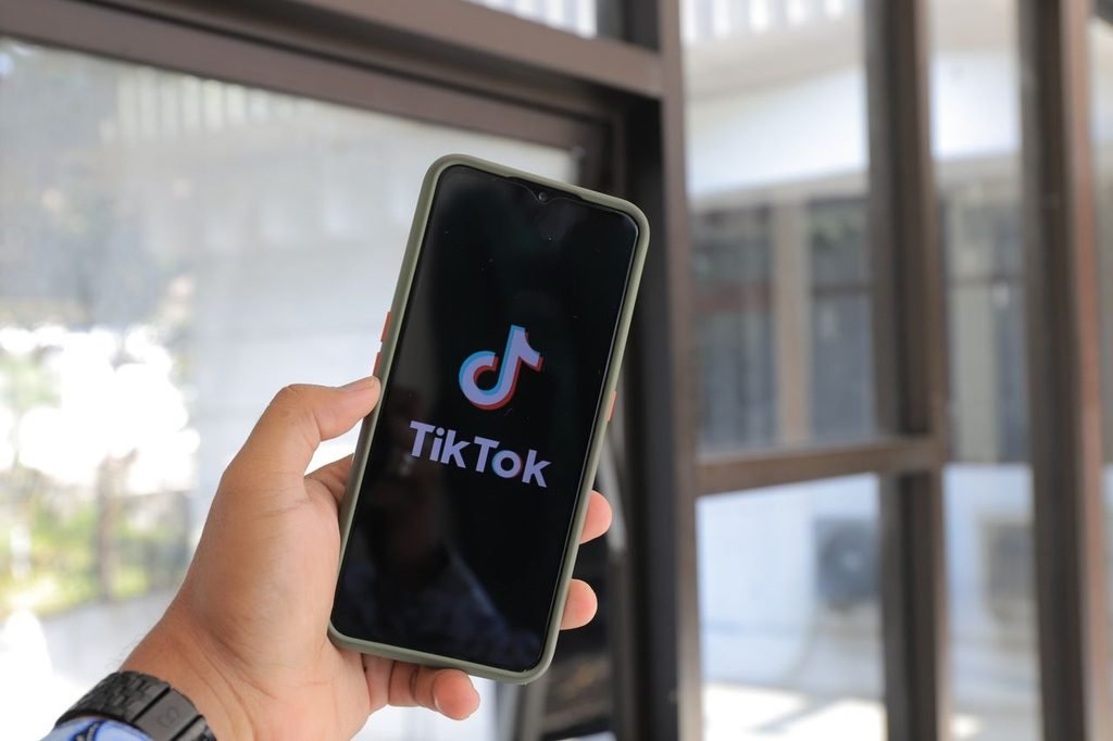 10 TikTokers que compartilham dicas de alimentação saudável para acompanhar 1 TikTokers que compartilham dicas de alimentação saudável