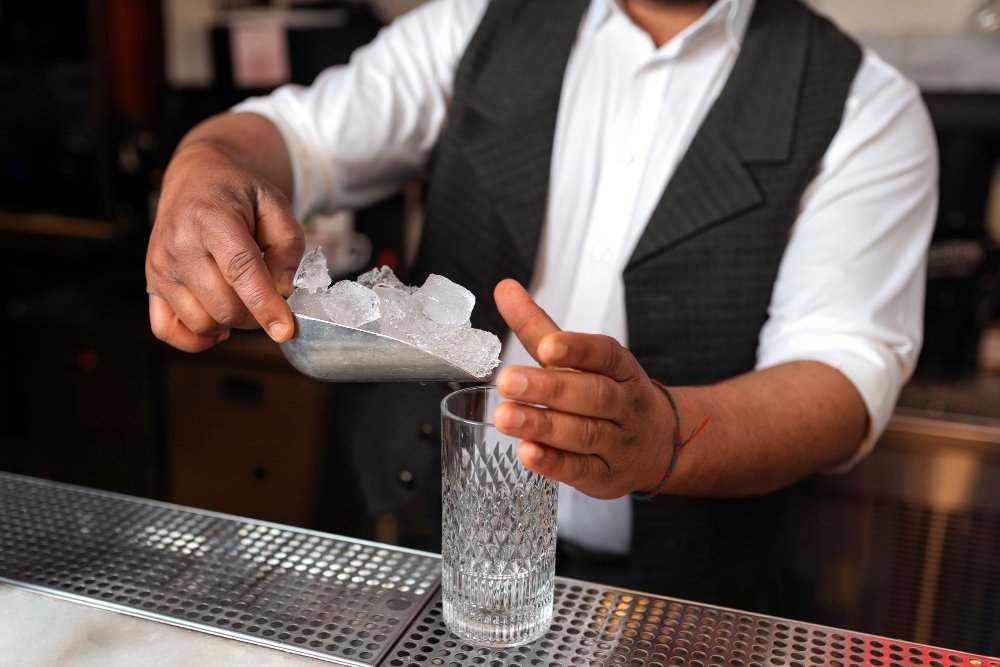 Como evitar a falta de gelo no restaurante? 1 evitar a falta de gelo no restaurante